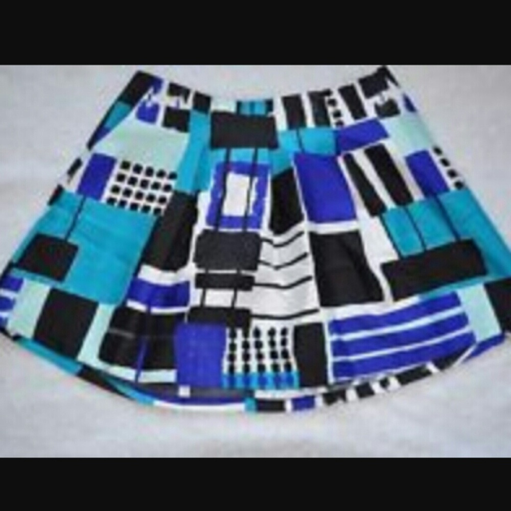Printed Circle Skirt - Picture 3 of 4